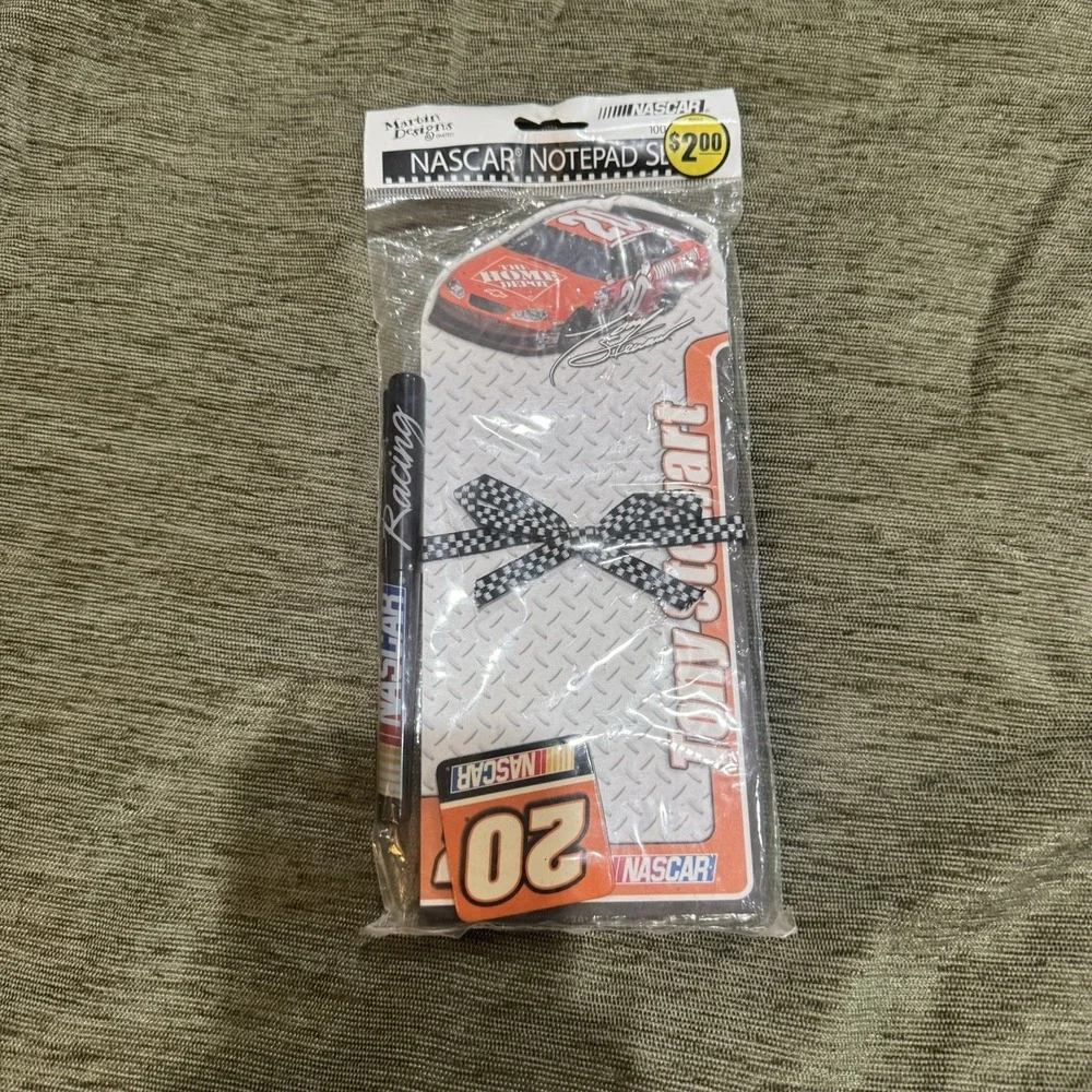 NEW: NASCAR 60 SHEETS MAGNETIC MEMO PAD & TONY STEWART #20 PAD Vintage